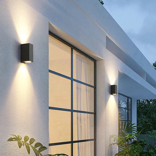RECTO wall lighting