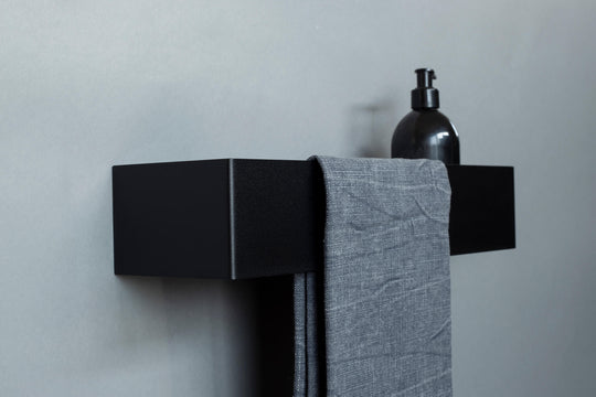 COMI shampoo and towel holder
