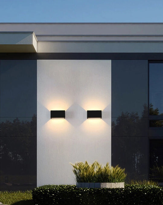 Qubus XL Wall lighting Up & Down